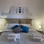 Aurelia Sweet House